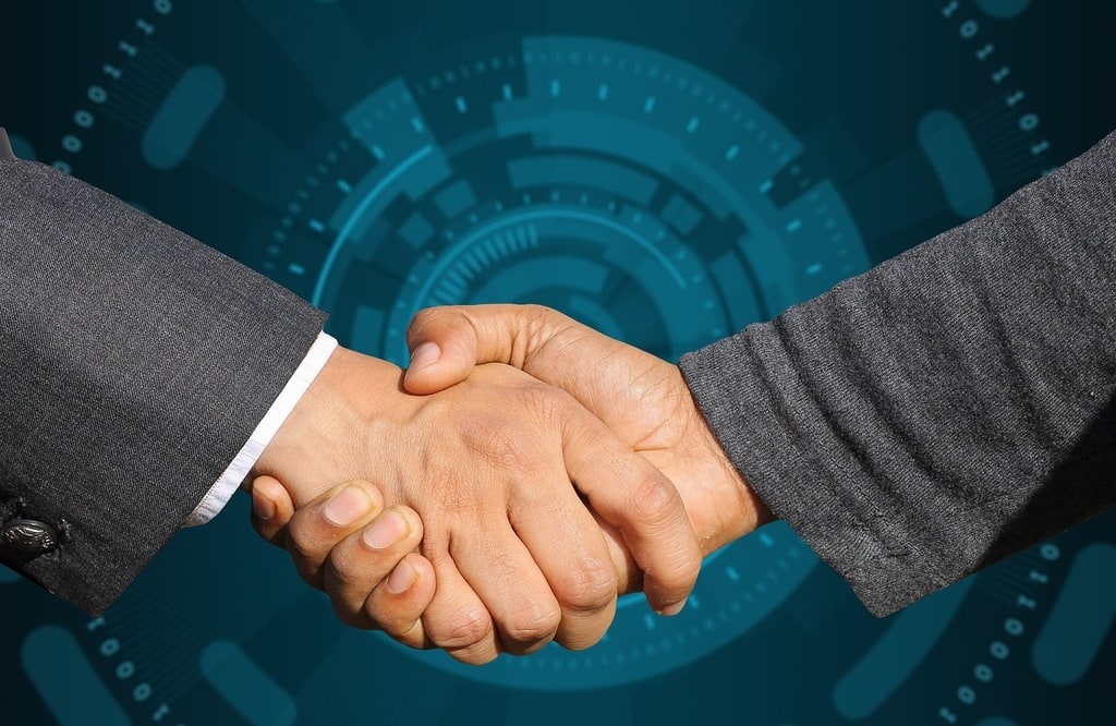 Strengthening relationships with effective communication